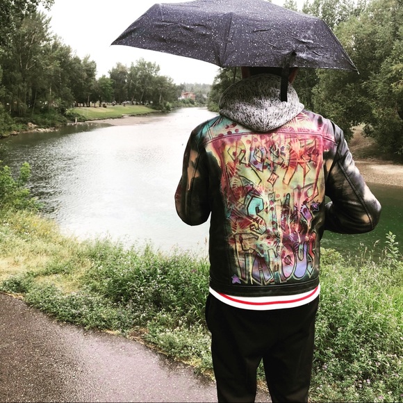 ROCK STAR - Picture 3 of 4